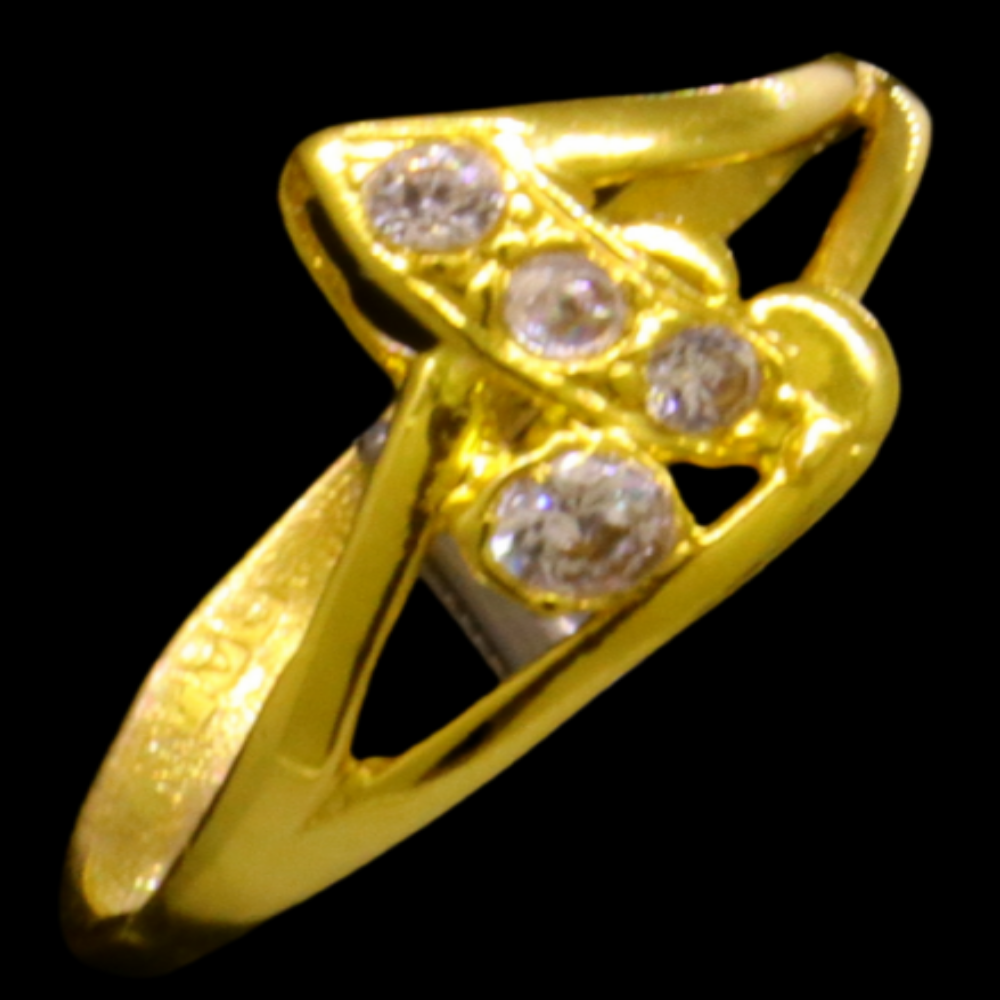 21K Three-Stone CZ – Size 10 – SW24732
